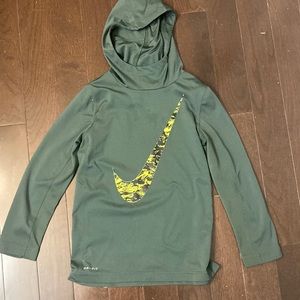Nike hooded long sleeve shirt kids S